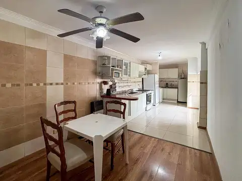 VENTA / PERMUTA - Departamento 3 dormitorios, quincho y terraza exclusiva. E. Ríos 2500, Abasto. Ros