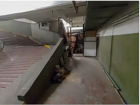 VENTA COCHERA FIJA PARA MOTOS RECOLETA