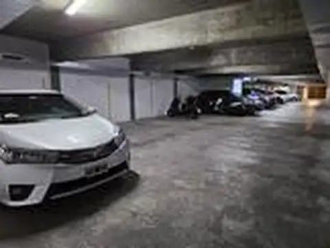 Cochera en Planta Baja