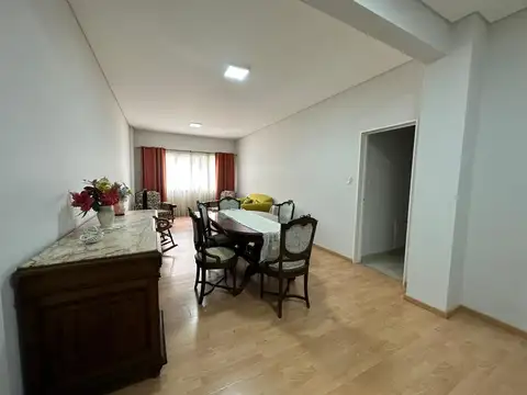 DEPARTAMENTO 3 DORMITORIOS CENTRO CON COCHERA