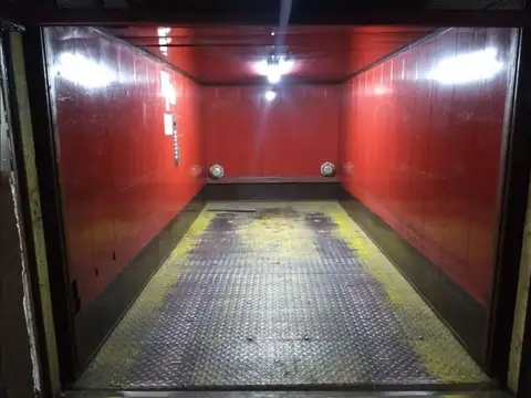 Cochera en venta - 14mts2 totales - Nuñez