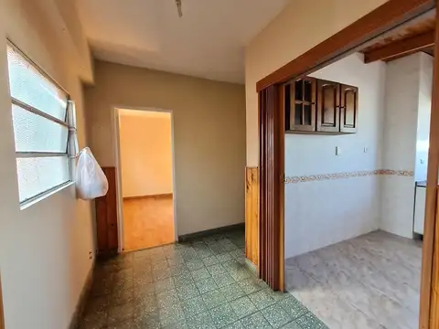 Depto Tipo Casa 2 ambientes con 1 baño