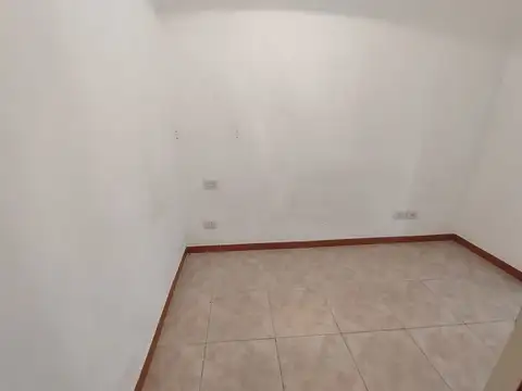 Local en Venta en Villa Pueyrredon, USD 60.000