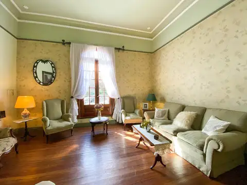 Casa en Alquiler en Quilmes, USD 2.500