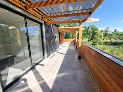 Casa 4 ambientes con 1 baño