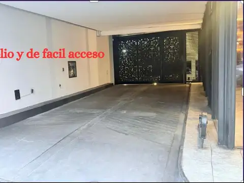 VENTA COCHERA EN RECOLETA