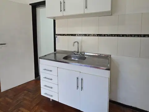 Depto Tipo Casa en Alquiler de 1 dormitorio