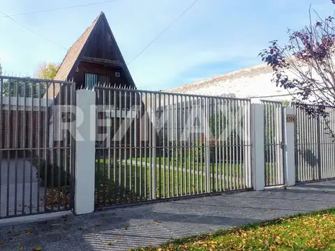 Depto Tipo Casa en Venta con 1 cocheras