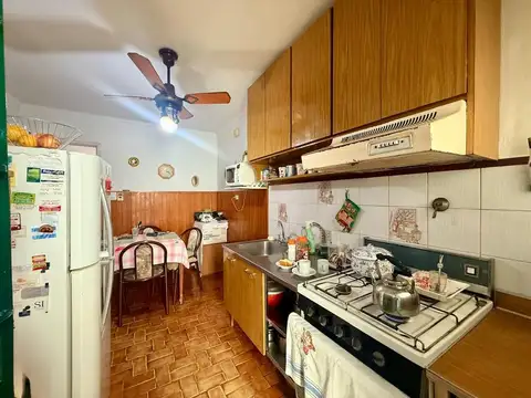 Depto Tipo Casa en Venta 56 años