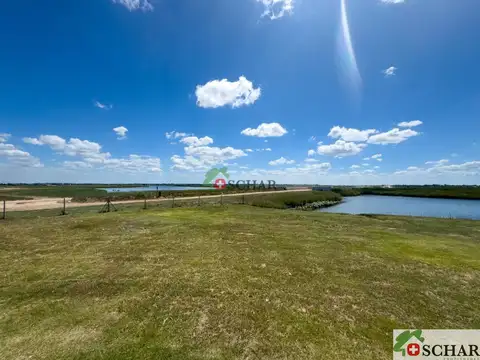 Puertos del Lago 100