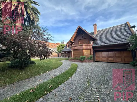 Casa en Venta de 5 dormitorios