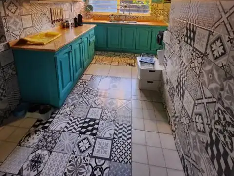 AV PRES JUAN DOMINGO PERON 1200