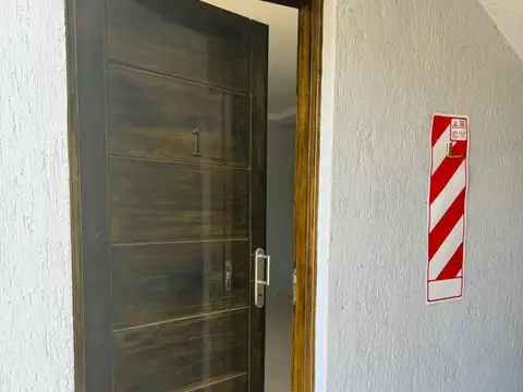 Depto Tipo Casa 3 ambientes con 1 baño