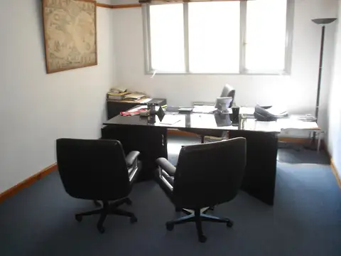 Oficina apto todo rubro. Excelente ubicación - Vicente López