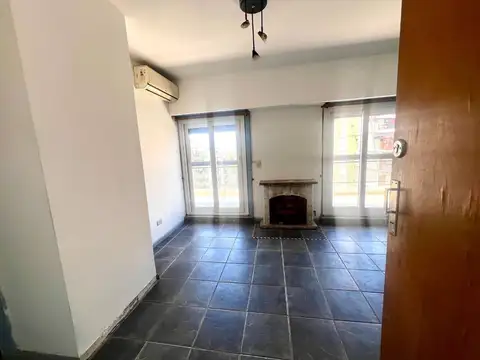 Avenida Directorio 200