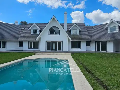 Casa en Venta a estrenar con 4 habitaciones