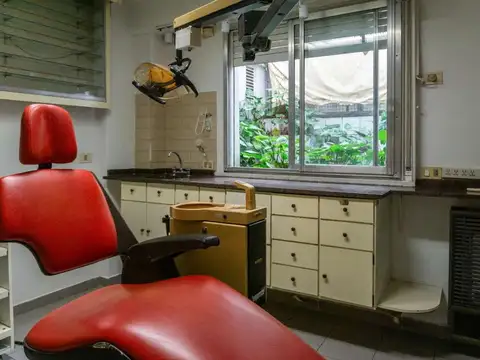 Oficina 2 ambientes con 1 baño