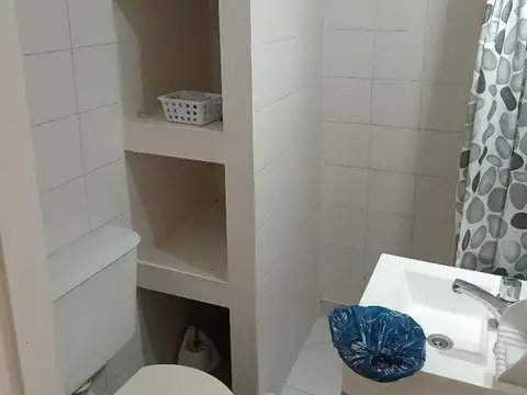 DEPARTAMENTO MELIAN Y MONROE AMBIENTE EXCELENTE EQUIPAMIENTO Y AMOBLADO FUNCIONAL