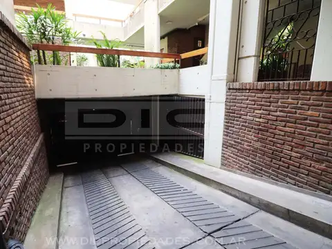 Estrada al 2600 entre ricardo gutierrez y j b alberdi