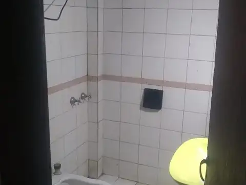 Casa y locales - General Rodríguez