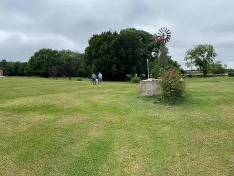 Venta 21 has en Arrecifes. Casa espectacular.