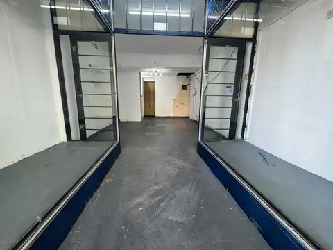 Local en Alquiler en Monte Castro, $ 700.000