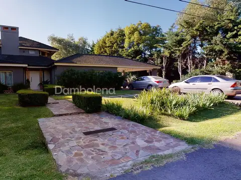 Casa  en Venta ubicado en San Diego, Francisco Álvarez, Moreno