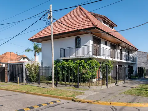 OPORTUNIDAD TRIPLEX 5 AMBIENTES APTO CREDITO TEMPERLEY