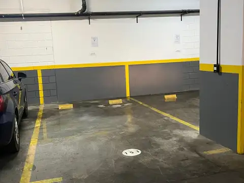 VENTA COCHERA A ESTRENAR LUMIERE URBANO PREMIUM