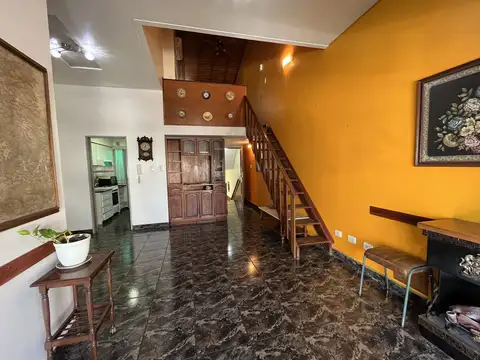 Depto Tipo Casa en Venta de 3 dormitorios