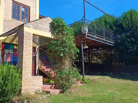 San Antonio de Arredondo Casa 3 dormitorios mas 3 departamentos amoblados