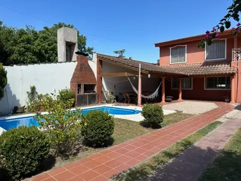 Casa en Venta en Don Torcuato, USD 210.000