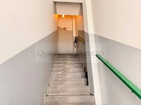 Galpon en Venta en Pompeya, USD 530.000