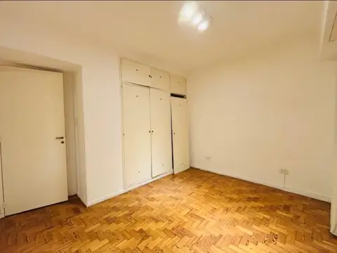 Departamento en Alquiler en Coghlan, $ 650.000