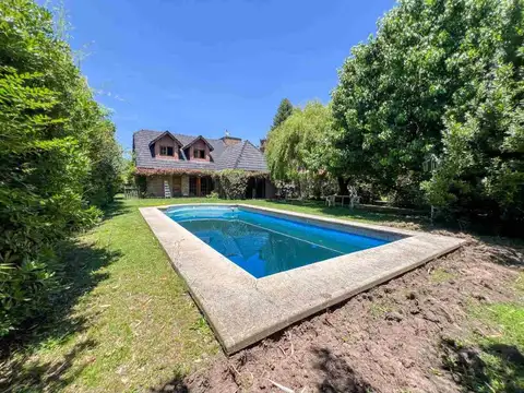 Casa en Venta de 4 dormitorios