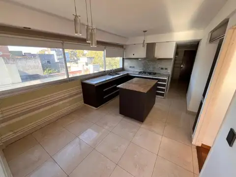 Departamento en Venta con 2 cocheras