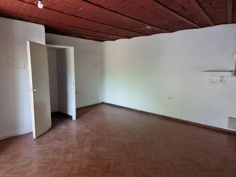 Local oficinas ubicado en calle Rioja 3600