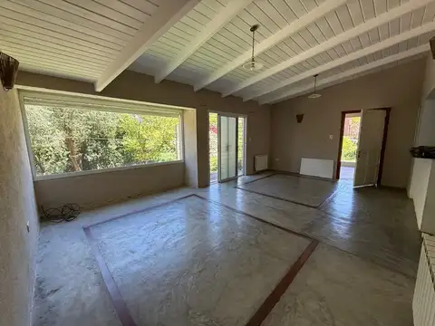 Calle Belisario Roldán 100