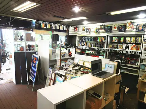 Local en Venta 51 años