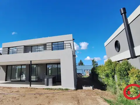 Av. De Los Lagos, San Matías 100