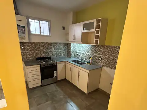 Depto Tipo Casa en Venta en Villa Luro, USD 81.000