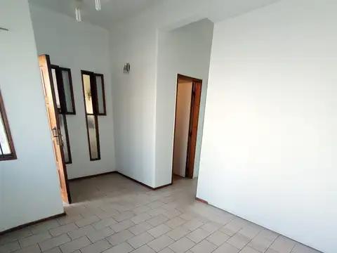 Oficina 2 ambientes con 1 baño