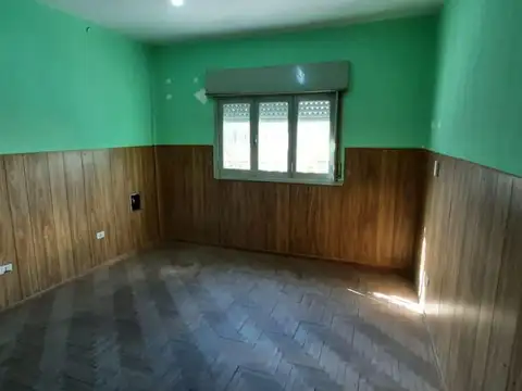 Casa 7 ambientes con 3 baños