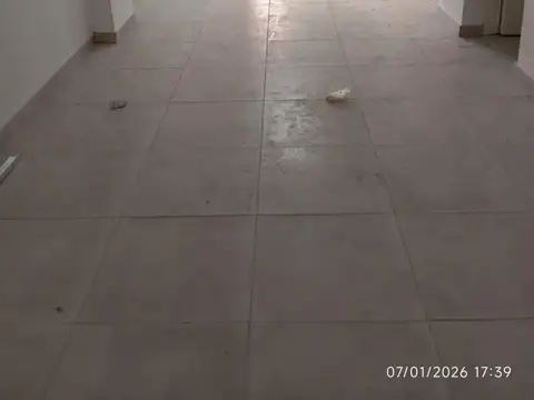 Local a estrenar, 30 m2 8 (60 y 61) Ideal oficina