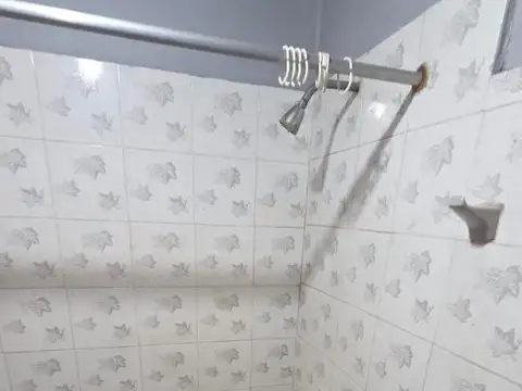 Alquiler Departamento ph 2 ambientes, Monte Chingolo.