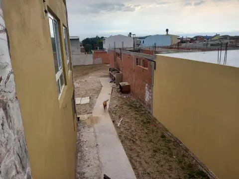 Departamento 4 ambientes con 3 baños