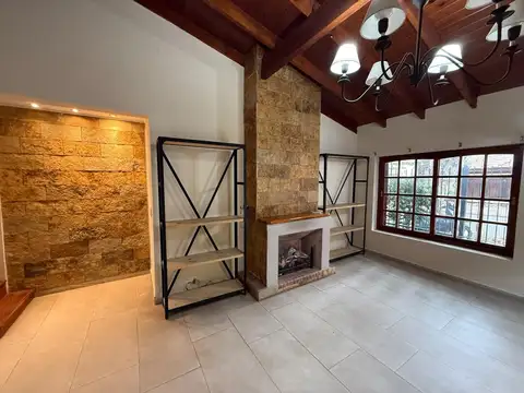 Casa en Venta en Monte Grande, USD 168.000