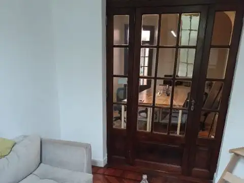 Casa en Alquiler con 1 cochera