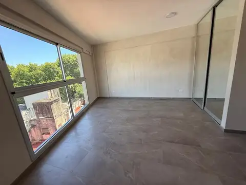 Departamento en Alquiler en Almagro, $ 650.000