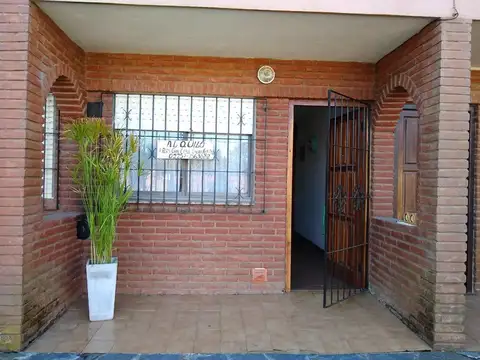2 ambientes con cochera,  gas natural, WI FI, 4 personas